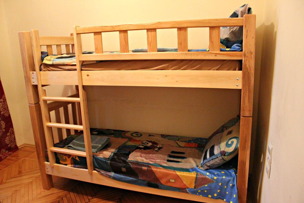 Hostel Bude Кутаиси Номер фото